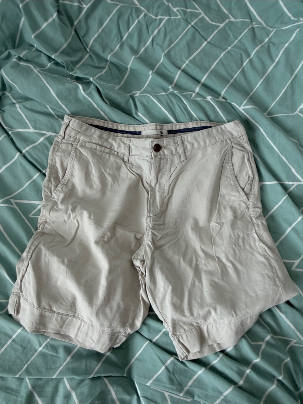 Faherty shorts men’s 31 khaki movement chino cool max cotton used